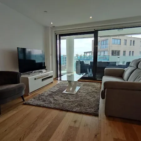 Apartment Seaside Serenity Oasis - High Floor - Stunning Views *